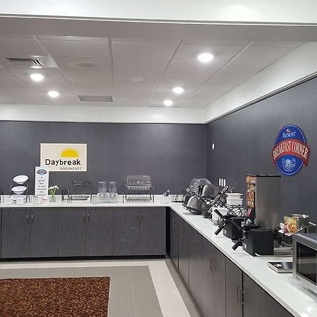 Hotel Baymont By Wyndham Grand Rapids Near Downtown Wyoming Esterno foto