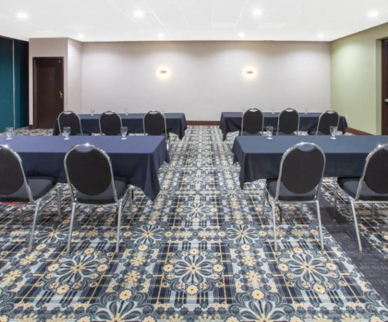 Hotel Baymont By Wyndham Grand Rapids Near Downtown Wyoming Esterno foto