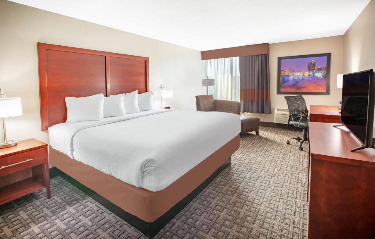 Hotel Baymont By Wyndham Grand Rapids Near Downtown Wyoming Esterno foto
